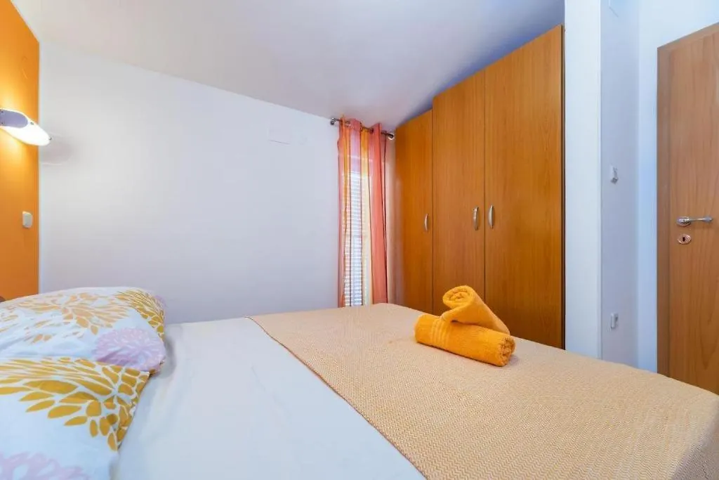 Apartments With A Parking Space Baska, Krk - 22411 0*, Baska (Krk) Croatia